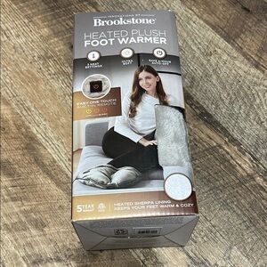 Heated foot warmer
